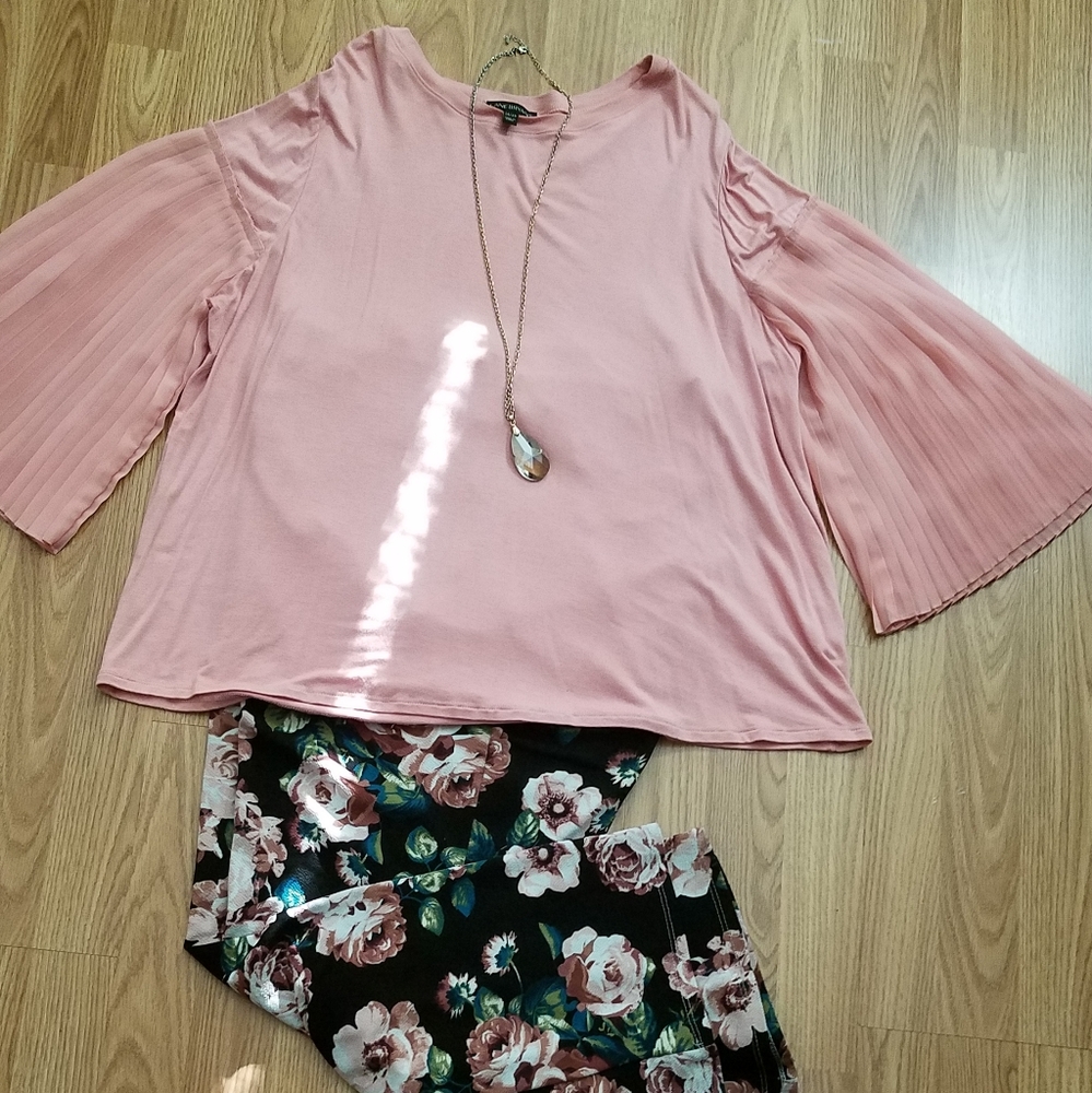 Pullover top